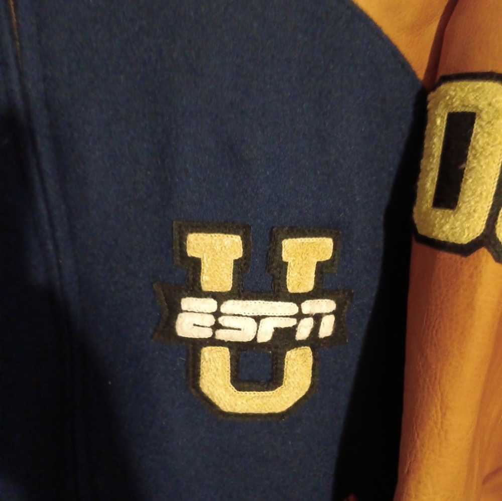 U espn lettermen Jacket xl